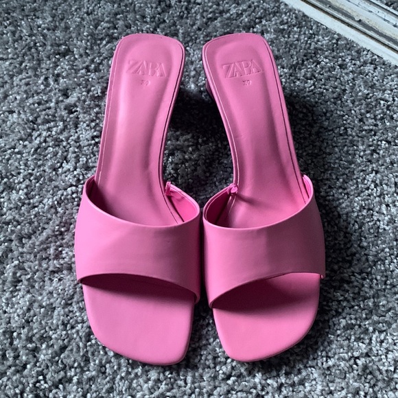 Zara pink heeled sandals